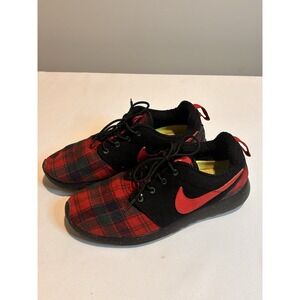 Nike NikeiD Women's 9.5 Pendleton x Nike Red Tartan Plaid